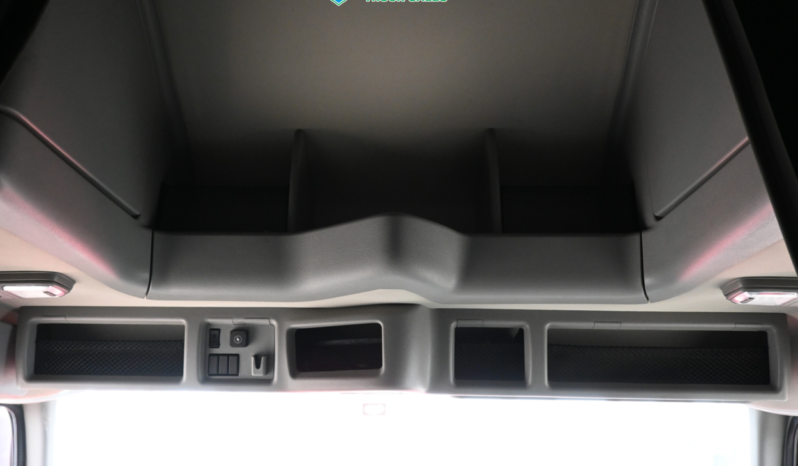 
								2023 Volvo 760 full									