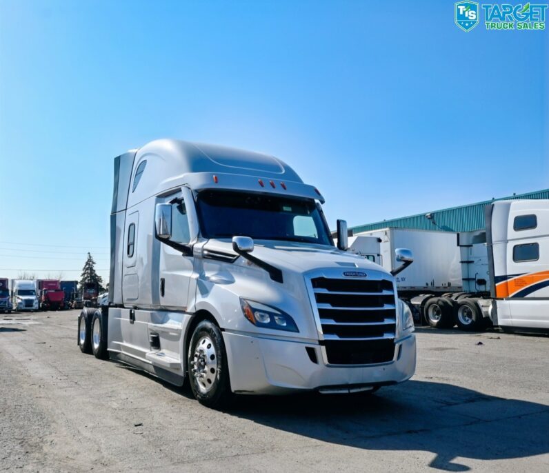 
								2022 Freightliner Cascadia full									