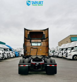 
										2022 Volvo Daycab full									