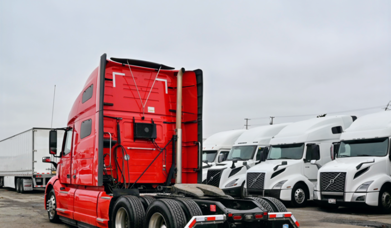 
								2023 Volvo 760 full									