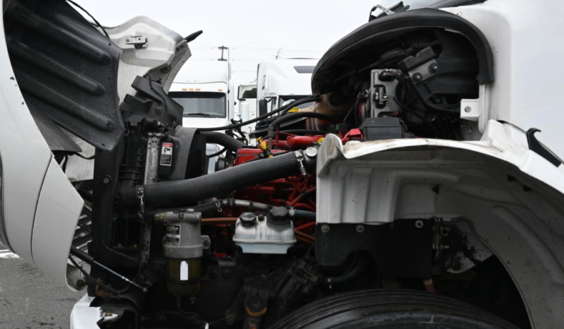 
								2020 Freightliner Box Truck full									