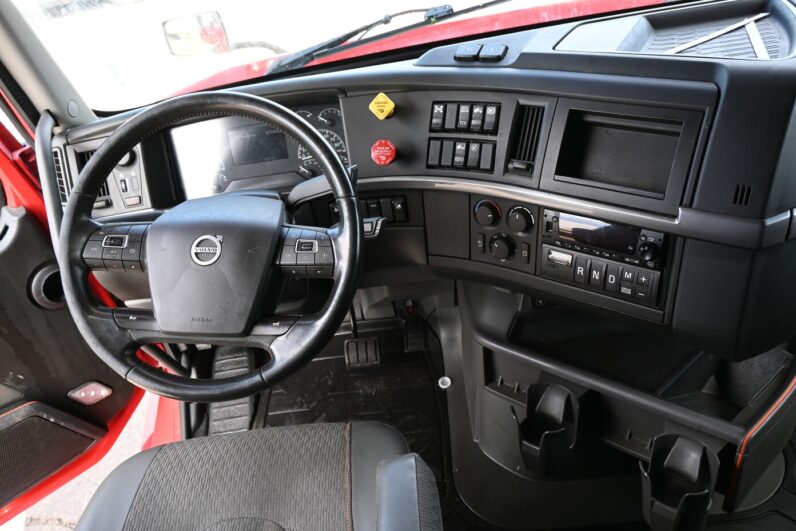 
								2023 Volvo 760 full									
