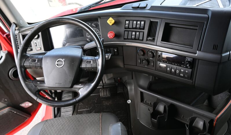 
								2023 Volvo 760 full									