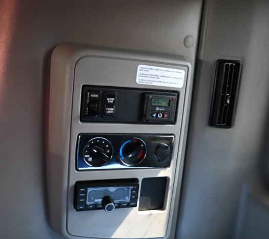 
								2022 International LT625 full									