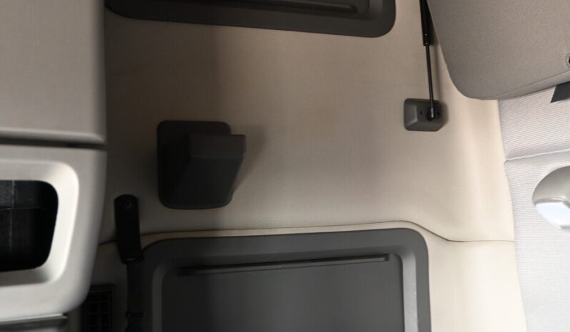 
								2023 Volvo 760 full									