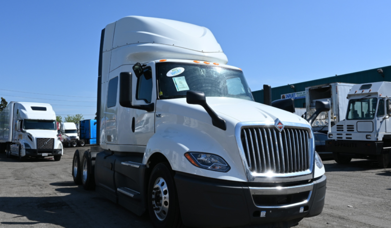 
								2022 International LT625 full									