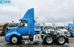 2021 Petebilt Daycab