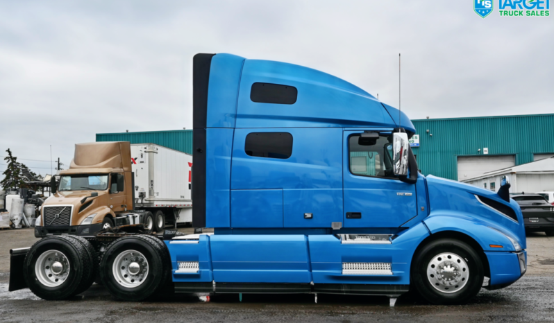 
								2022 Volvo 760 full									