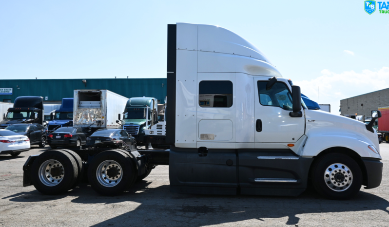 
								2022 International LT625 full									