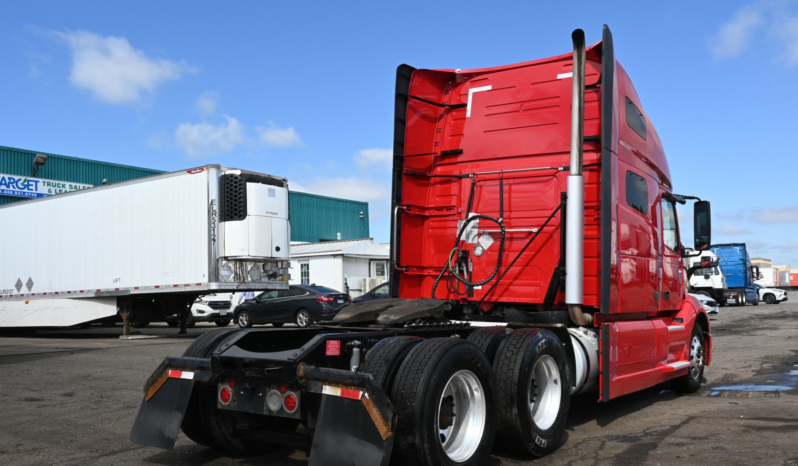 
								2023 Volvo 760 full									