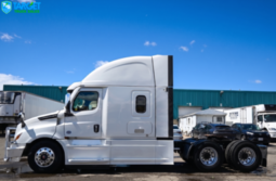 
										2021 Freightliner Cascadia full									