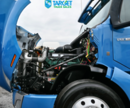 
										2022 Volvo 760 full									