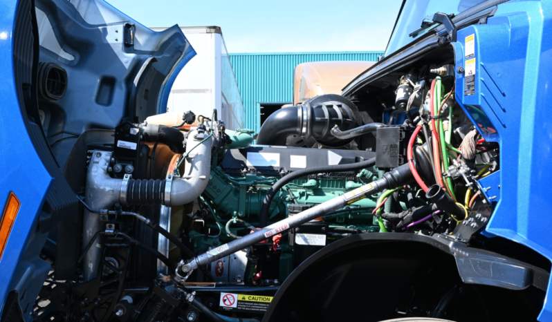 
								2025 Volvo 760 full									