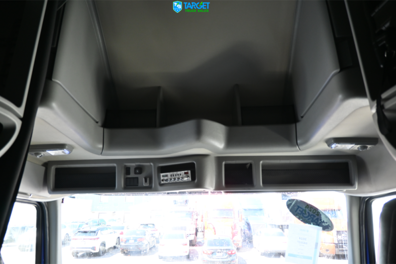 
								2024 Volvo 760 full									