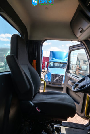 
								2022 Freightliner Cascadia Daycab full									
