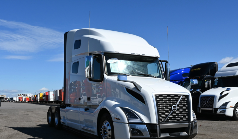 
								2025 Volvo 760 full									