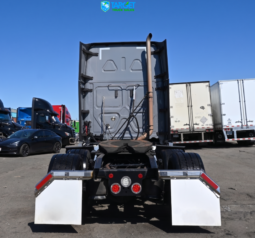 
										2023 Freightliner Cascadia full									