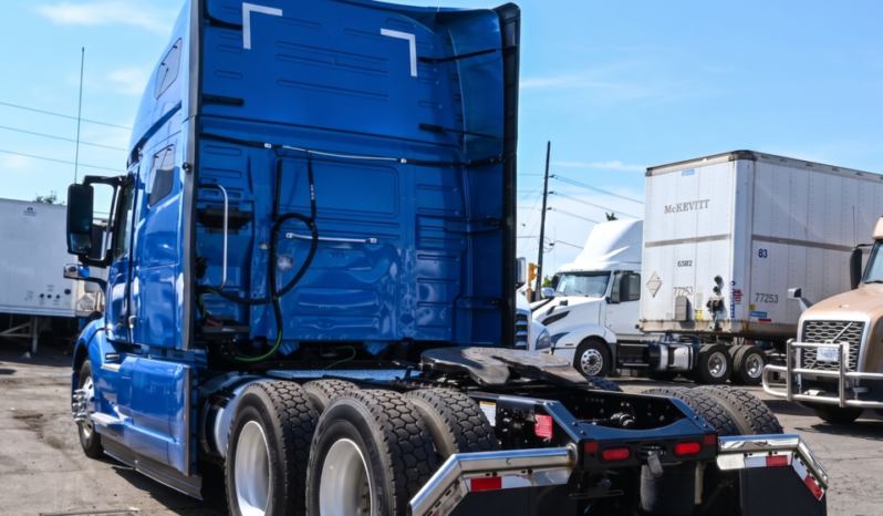 
								2025 Volvo 760 full									