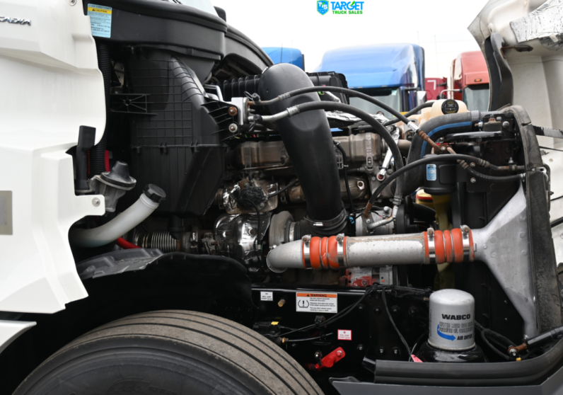 
								2022 Freightliner Cascadia full									