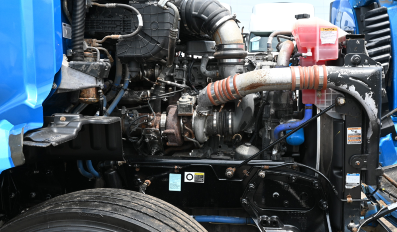 
								2022 Peterbilt 579 full									