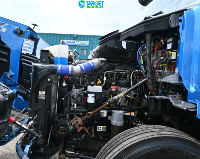 
								2022 Peterbilt 579 full									
