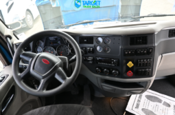 
										2022 Peterbilt 579 full									