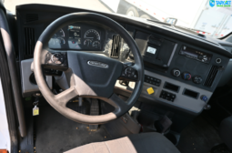 
										2020 Freightliner Daycab full									