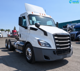 2020 Freightliner Daycab