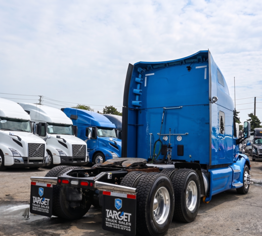 
								2022 Peterbilt 579 full									