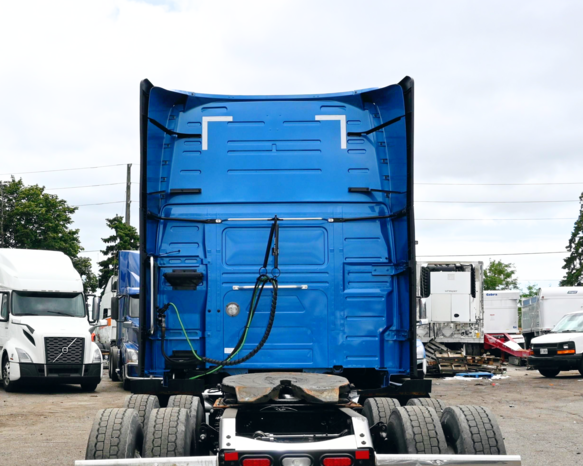 
								2025 Volvo 760 full									