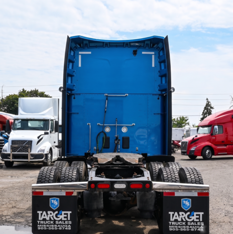 
								2022 Peterbilt 579 full									