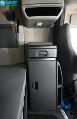 
										2022 Volvo VNL 760 full									