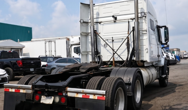 
								2023 Volvo Mid Roof – 3.42 Ratio full									