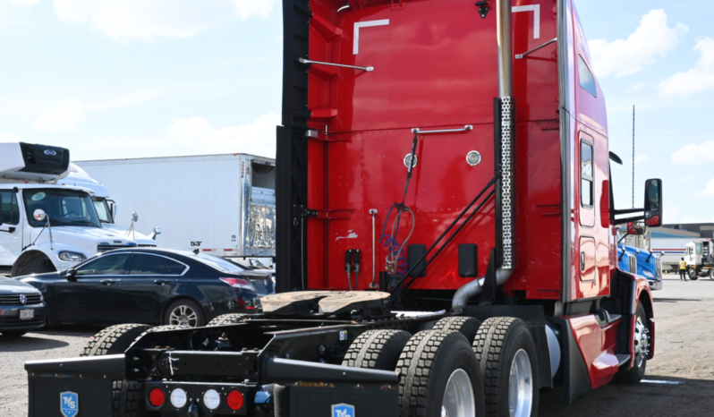 
								2023 Kenworth T680 full									