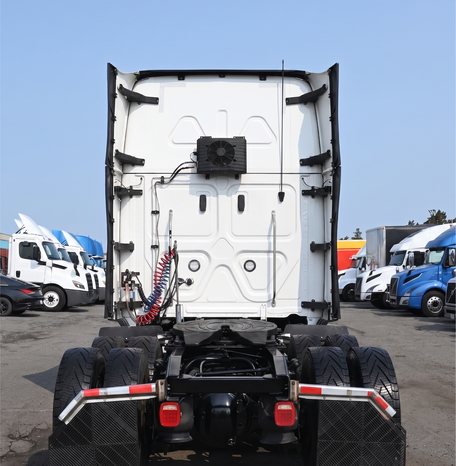 
								2022 Freightliner Cascadia – 	961K Kilometers Driven full									