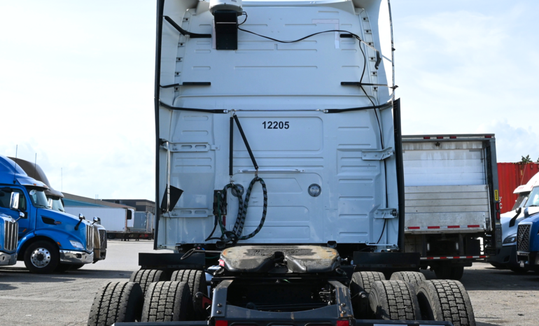 
								2022 Volvo VNL 760 full									