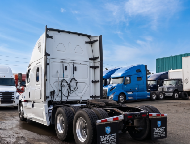 
								2022 Freightliner Cascadia – 807K Kilometers Driven full									