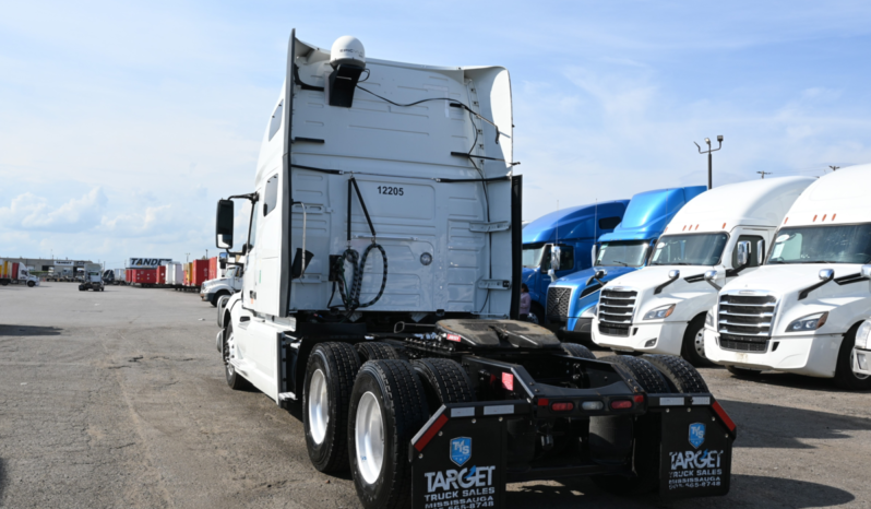 
								2022 Volvo VNL 760 full									