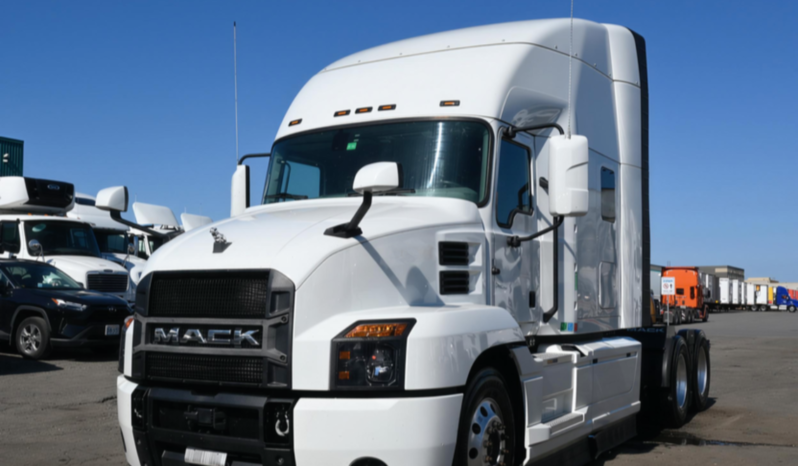 2023 Mack Anthem - 499K Kilometers Driven