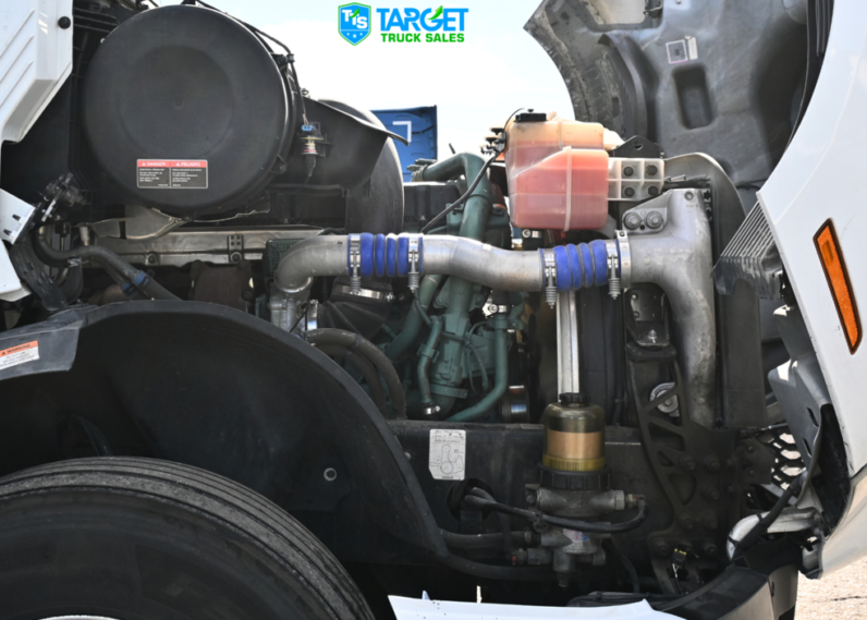 
								2023 Volvo VNL 760 full									
