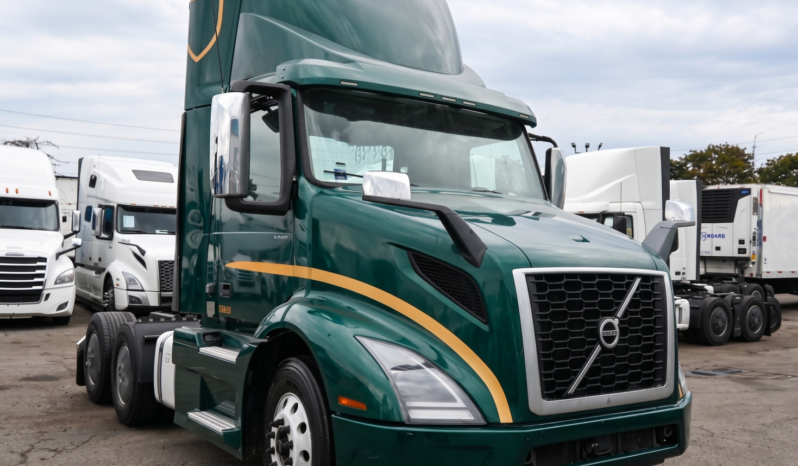 
								2020 Volvo VNR Daycab full									