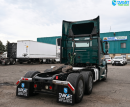 
										2020 Volvo VNR Daycab full									