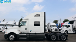 
										2023 International LT625 full									