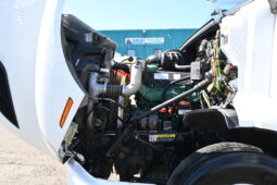 
										2021 Volvo VNR Daycab full									