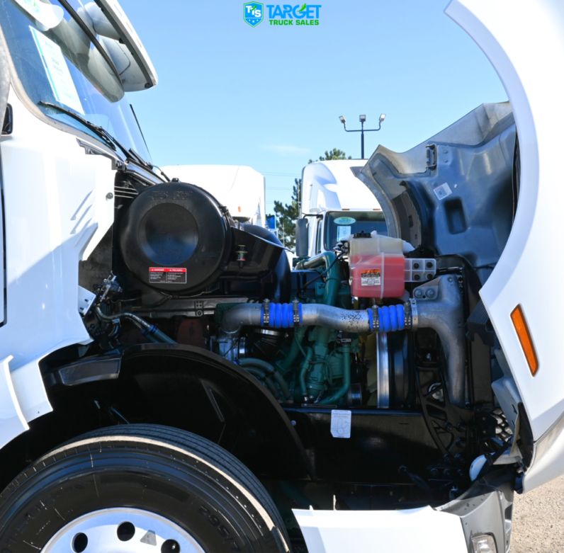 
								2024 Volvo VNL 760 full									