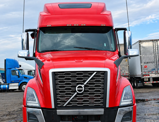 
								2023 Volvo VNL 860 full									