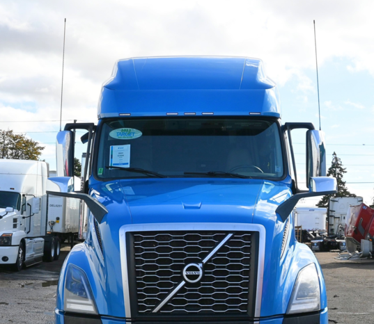 
								2023 Volvo VNL 760 full									