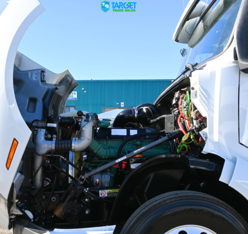 
								2024 Volvo VNL 760 full									
